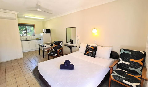 Paradise Court - Accommodation Gold Coast 1