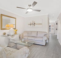 Paradise Holiday  Fingal Bay - Gold Coast 4U