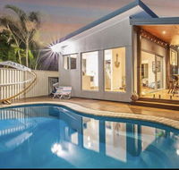 Paradise on the Peninsula - Gold Coast 4U