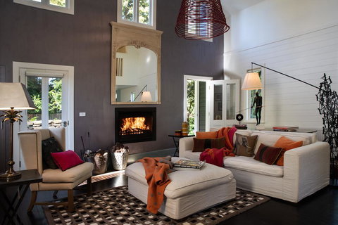 Park Avenue - Formerly Topham House - Accommodation Gold Coast 0