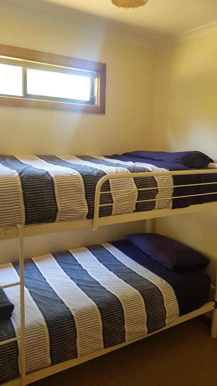 Parndana Hotel Cabins - Accommodation Gold Coast 2