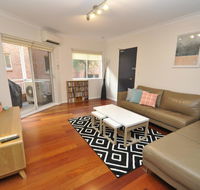 Parramatta Self-Contained Two-Bedroom Apartment 4LEN