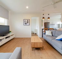 Peaceful 3 Bedroom Apartment in Ascot - Gold Coast 4U