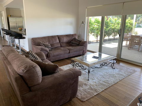 Peaceful Way Retreat - Accommodation Gold Coast 2