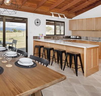Peak View House - Accommodation Gold Coast