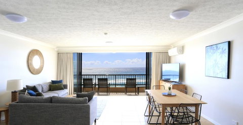 Pelican Sands Beach Resort - Accommodation Gold Coast 0