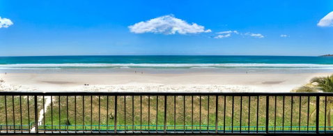 Pelican Sands Beach Resort - Accommodation Gold Coast 2