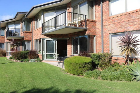 Pelican Waters - Accommodation Gold Coast 3