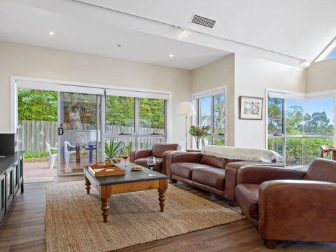 Penguins Rest - Direct Beach Access From Complex - Accommodation Gold Coast 1