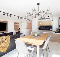Penthouse Designer Apartment Close to City - Gold Coast 4U