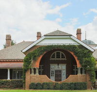 Petersons Armidale Winery and Guesthouse - Gold Coast 4U