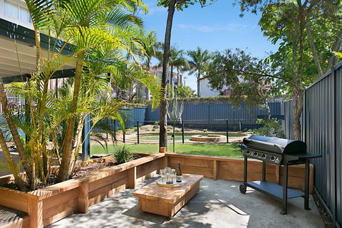 Petrel By The Sea - Gold Coast 4U 1