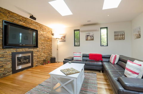 PIER 55 - DROMANA... - Accommodation Gold Coast 0