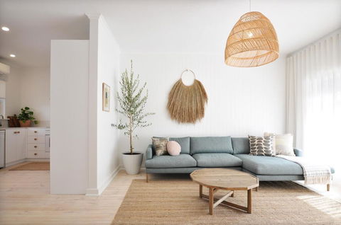 Pine At Arlo's - Refined Luxury In Glenelg - Accommodation Gold Coast 0
