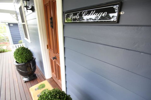 Poet's Cottage - Fireplace, Close To Treks - Gold Coast 4U 2