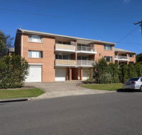 Poinciana Mews - Gold Coast 4U