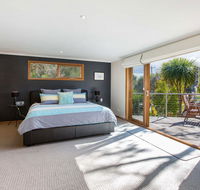 POINT LEO BEACH HOUSE - POINT LEO - Gold Coast 4U