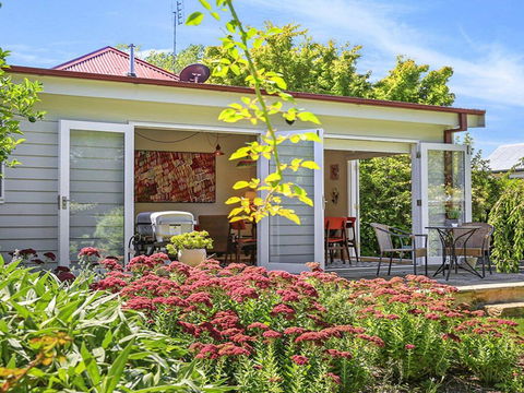 Poppy Cottage-delightful Pet Friendly Weatherboard - Accommodation Gold Coast 0