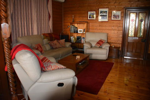 Portarlington Vicarage - 1 Gold Coast 2
