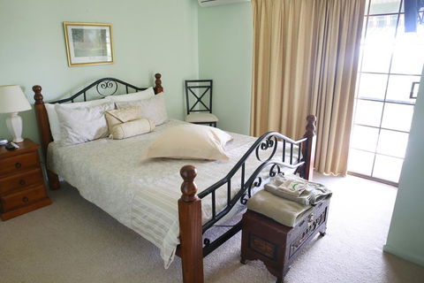 Porters Plainland Lockyer Valley B&B - Gold Coast 4U 2