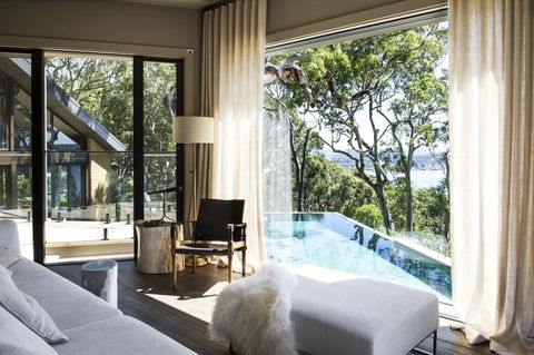 Pretty Beach House - Gold Coast 4U 2