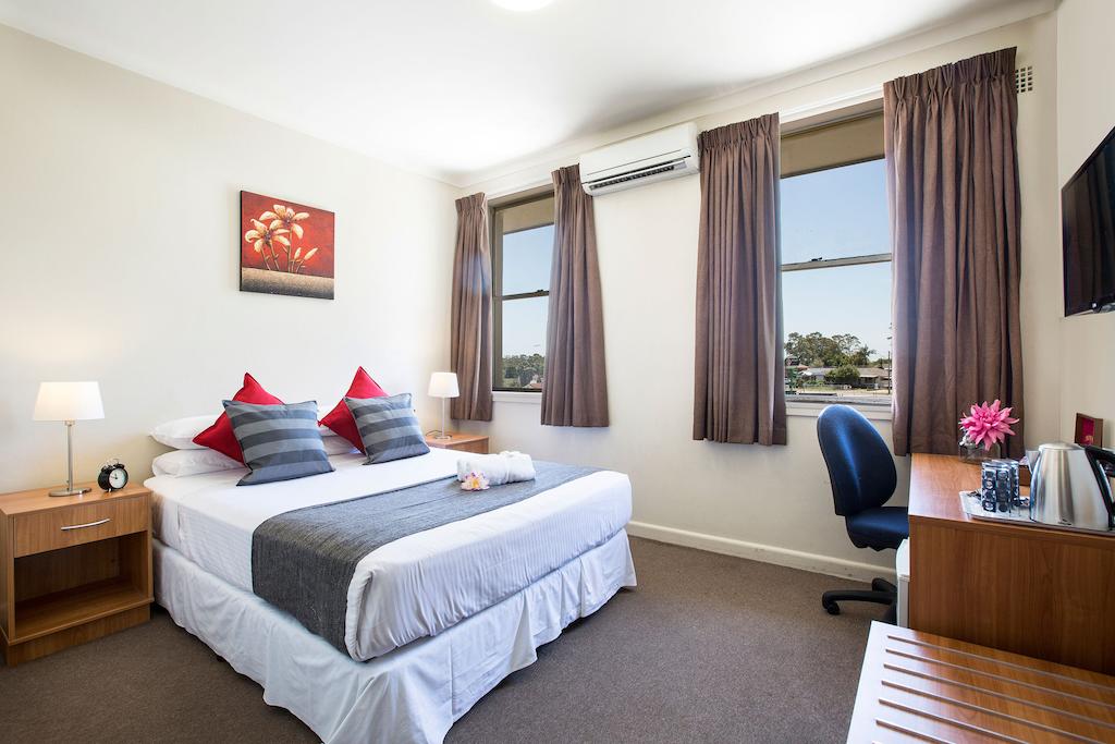 Mount Pritchard NSW Gold Coast 4U
