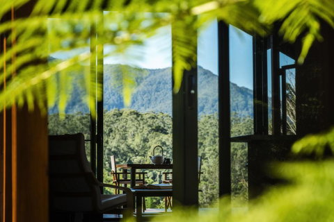 Promised Land Retreat - Accommodation Gold Coast 2