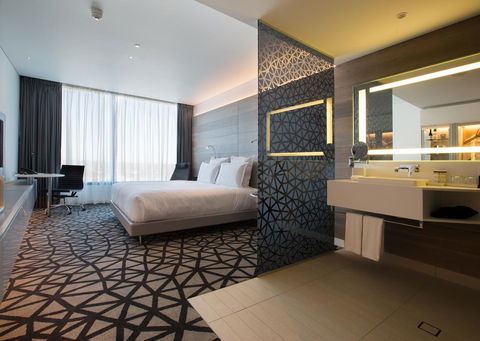 Pullman Sydney Airport - Gold Coast 4U 2