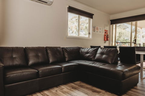 Pyrenees Caravan Park - Accommodation Gold Coast 2