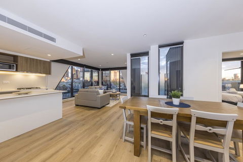Q Squared Serviced Apartments - Accommodation Gold Coast 0