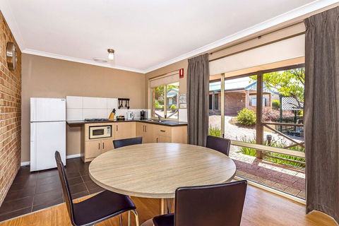 Quality Apartments Banksia Gardens - Accommodation Gold Coast 0