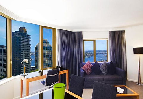 Quay West 1908 - Accommodation Gold Coast 2