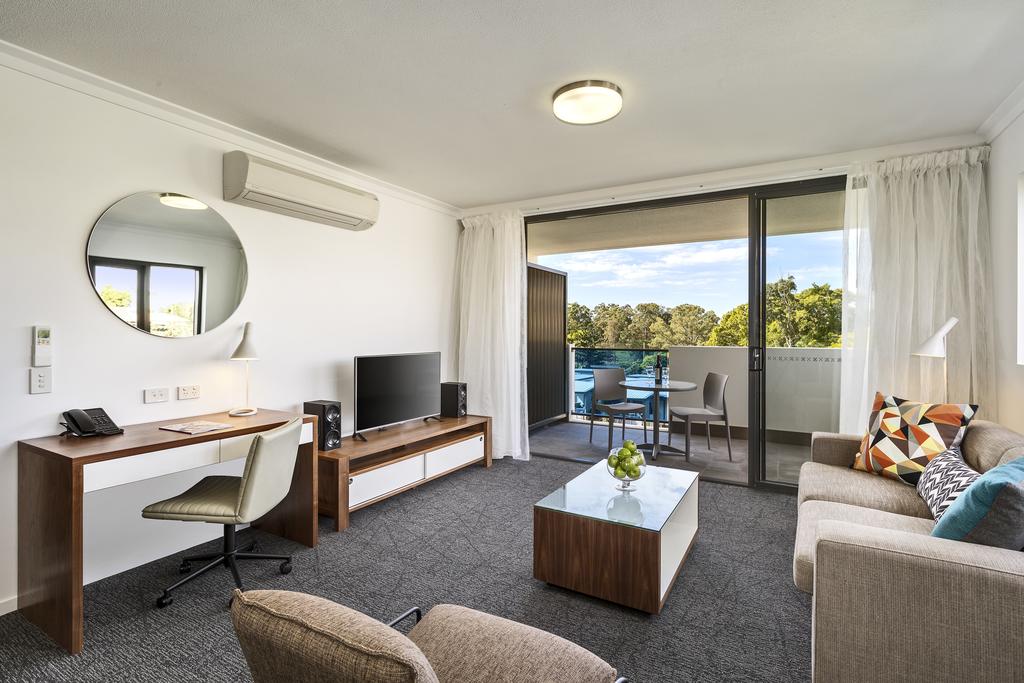 Kelvin Grove QLD Gold Coast 4U