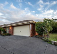 Quiet  Peaceful 3bed2bath HOME Keilor Downs - Gold Coast 4U