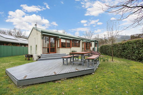 R & R In Bright - Short Walk To Town - Accommodation Gold Coast 1