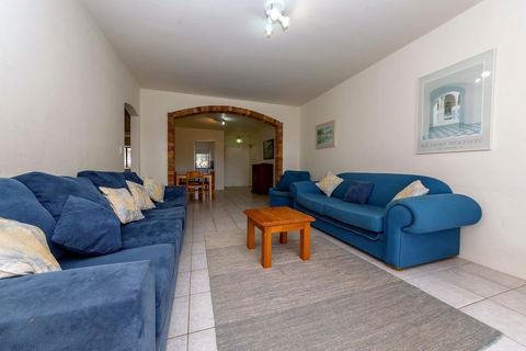 Radburn, Unit 3, 17 Ondine Close - Accommodation Gold Coast 2