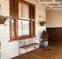 Railway Cottage - Gold Coast 4U