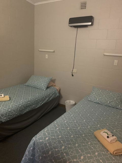 Railway Hotel Queenstown - Accommodation Gold Coast 2