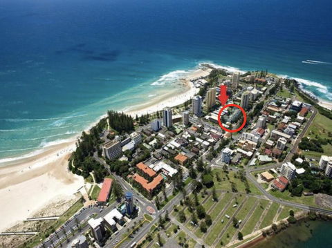 RAINBOW BAY 3 Bed Ocean Views & SPA On Roof Terrace - Accommodation Gold Coast 2