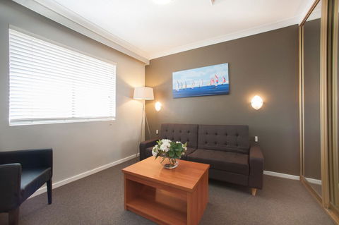 Ramada Hotel & Suites By Wyndham Cabramatta - Accommodation Gold Coast 1