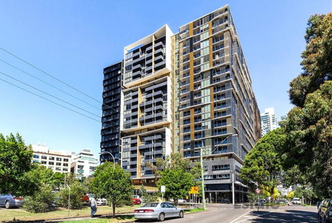 Readyset Guilfoyle Melbourne - Accommodation Gold Coast 0