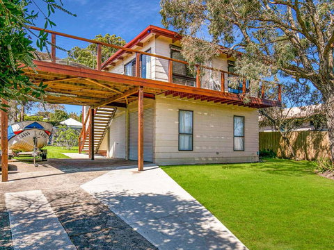 Red Rocks Family Escape - Accommodation Gold Coast 0