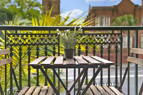 REDFERN 3 BEDROOM APARTMENT FREE PARKING WALK TO CENTRAL STATION NRE187 - Accommodation Gold Coast 1