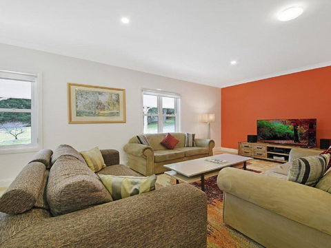 Redhaven House - Spacious, Quiet And Private - Accommodation Gold Coast 2