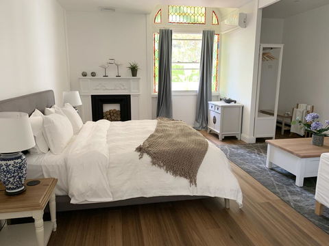 REED HOUSE At Maleny-The White Pavilion - Gold Coast 4U 2