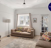 Renovated Brighton Beach Stay Home - Accommodation Gold Coast