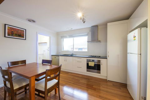 Rent Melbourne - Accommodation Gold Coast 0