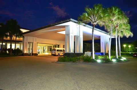 RESORT ON THE BEACH 2214/2215 - Accommodation Gold Coast 3