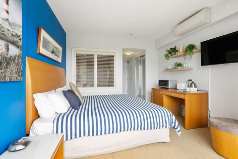 RESORT ON THE BEACH 5215 - OCEAN GLIMPSES - Accommodation Gold Coast 2