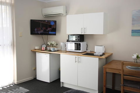 Resort Serviced Apartments - Mandurah - Accommodation Gold Coast 3